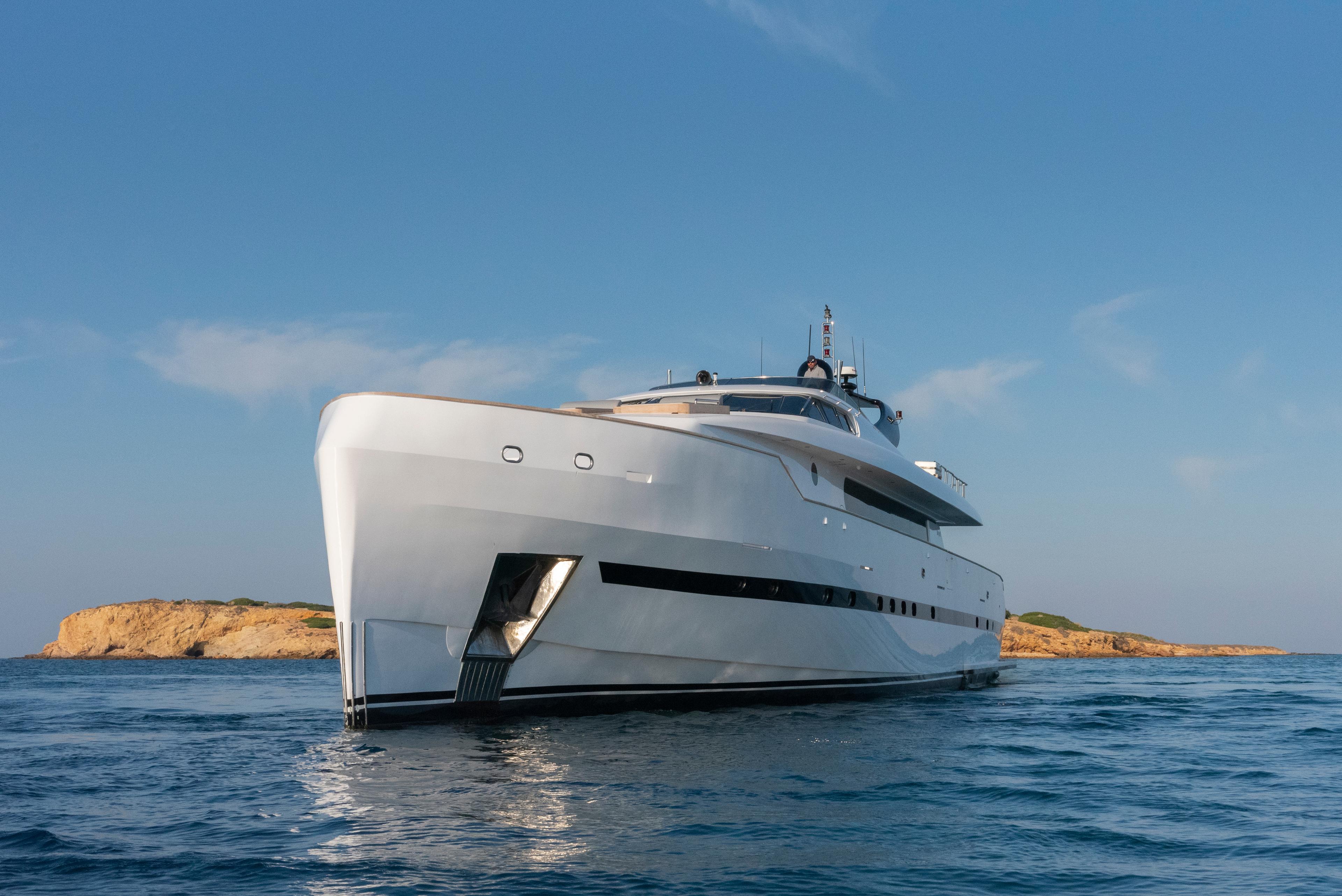 Bugari 100 - 5 + 2 cab. - Project Steel, picture 50