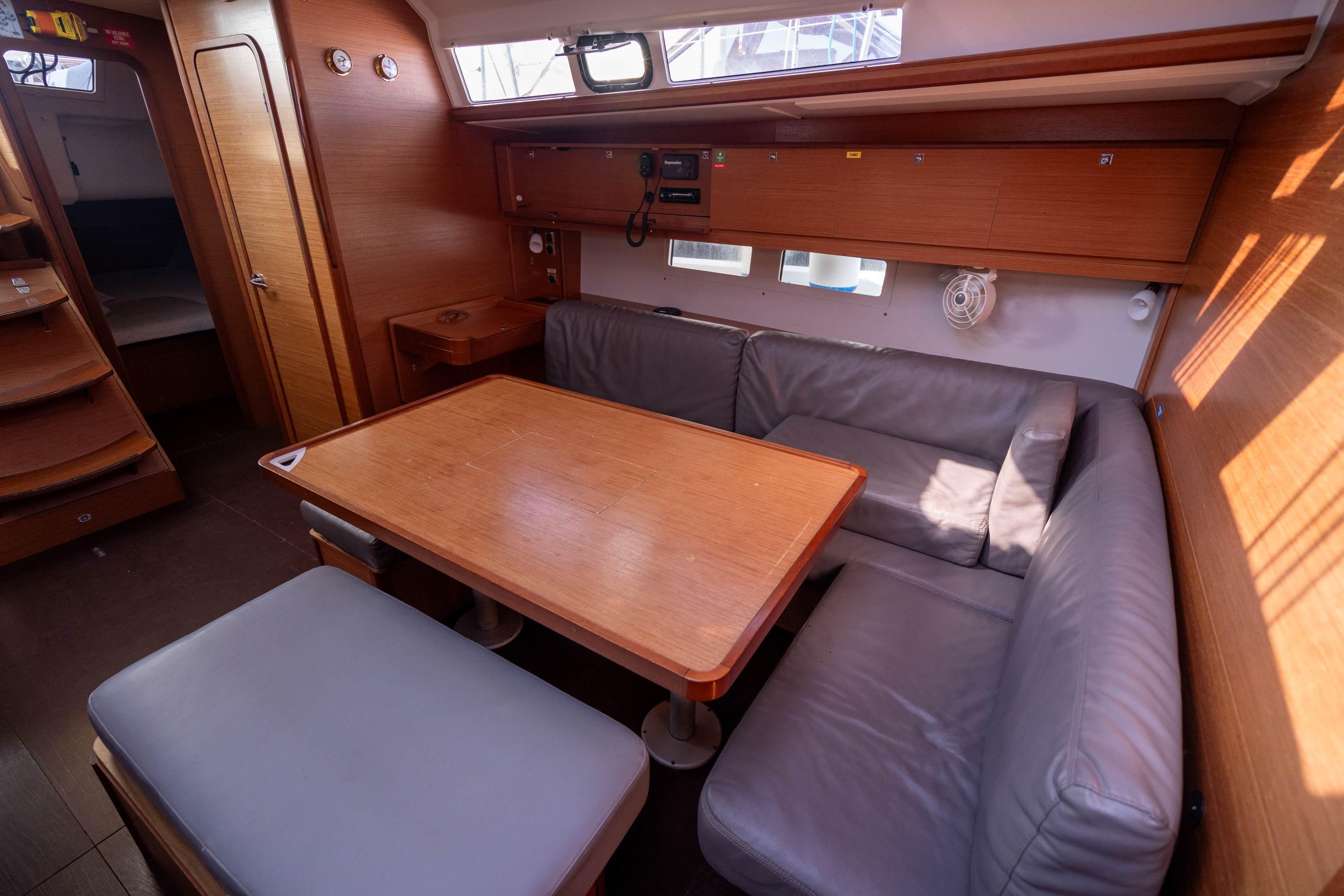 Dufour 460 GL - 5 cab. - PICABIA, picture 10