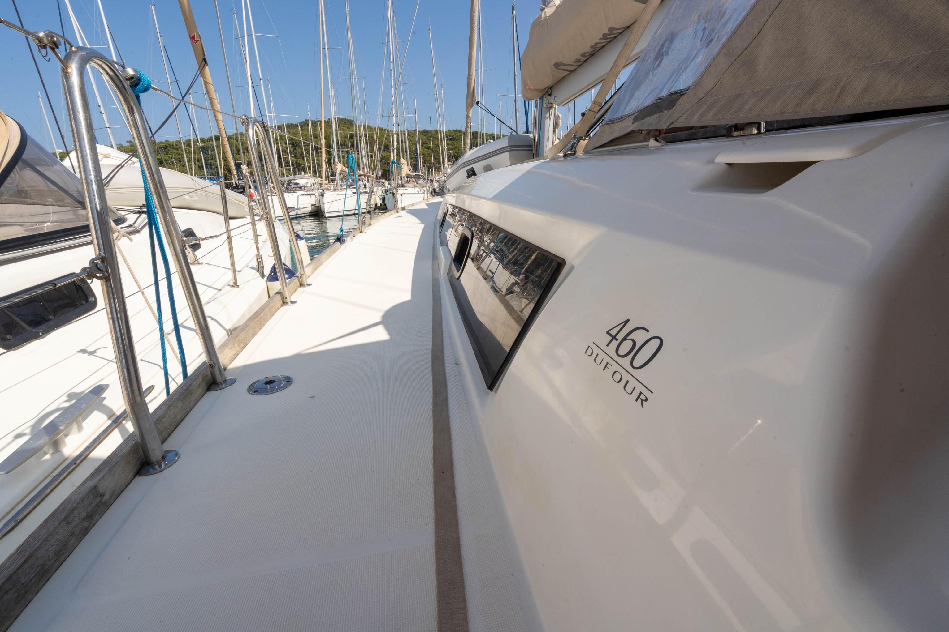 Dufour 460 GL - 5 cab. - PICABIA, picture 3