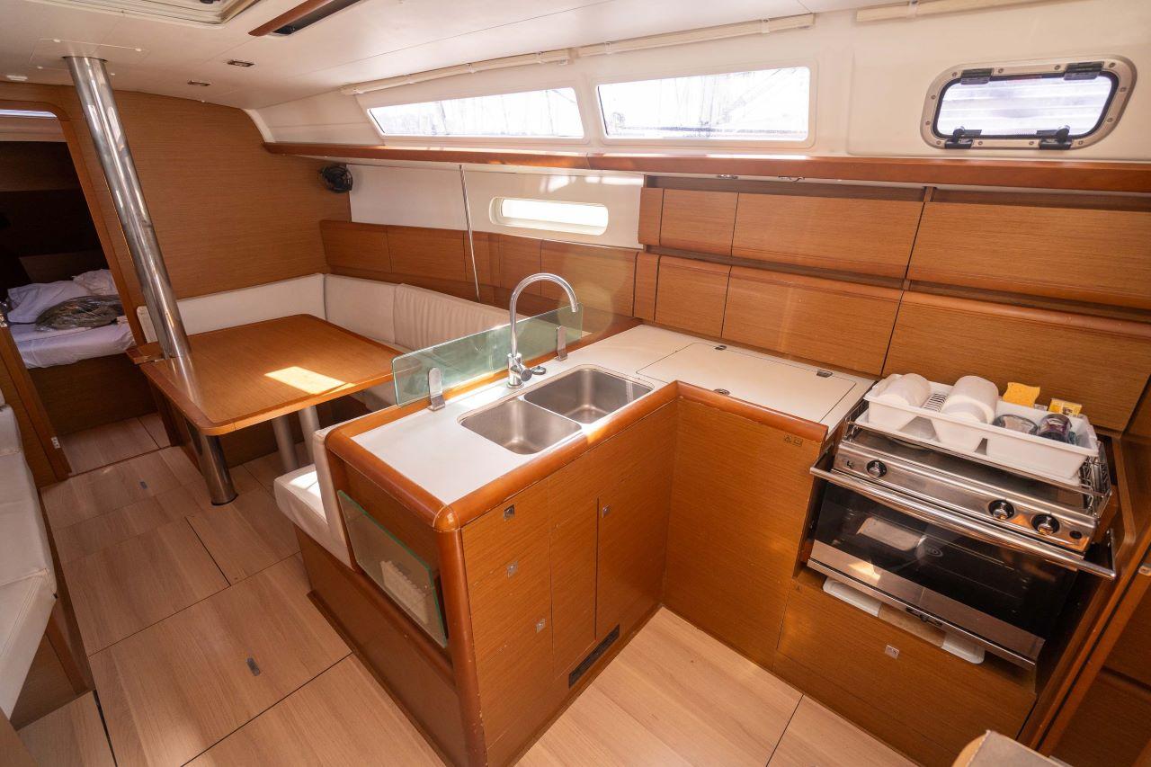 Sun Odyssey 389 - PEWEE, picture 7