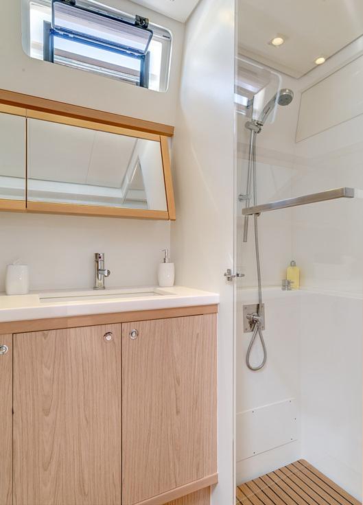 Lagoon 52 F - 6 + 2 cab. - GULL , picture 8