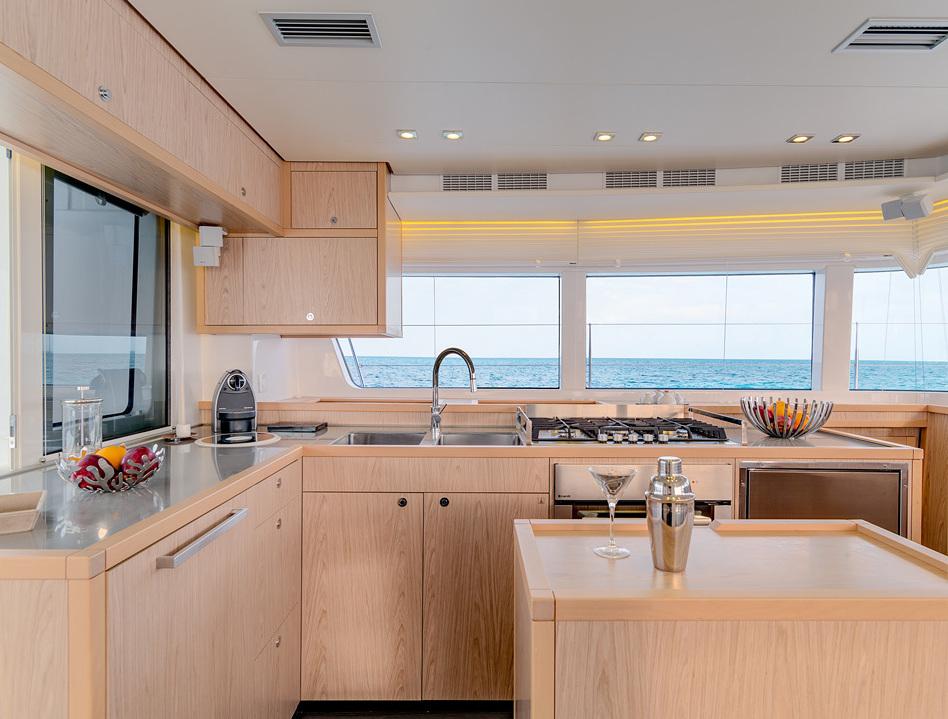 Lagoon 52 F - 6 + 2 cab. - GACKA , picture 4