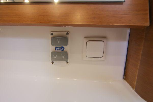 Oceanis 45 - 4 cab. - STRAUSS , picture 12