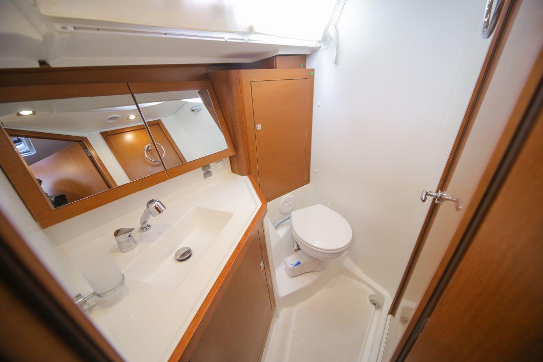 Oceanis 45 - 4 cab. - STRAUSS , picture 18