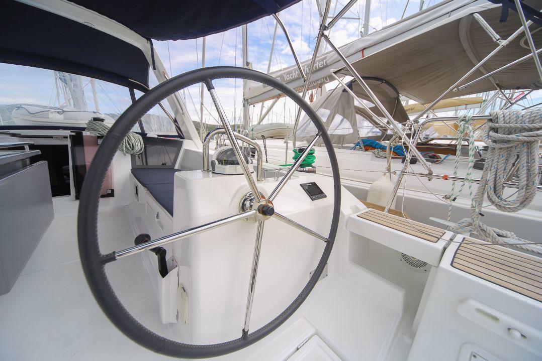 Oceanis 45 - 4 cab. - STRAUSS , picture 5