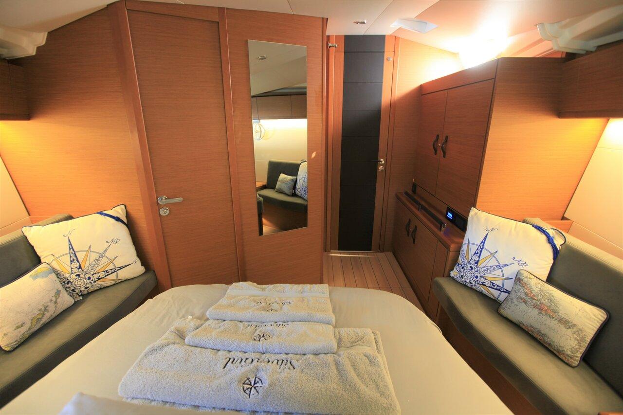 Jeanneau 54 - 3 cab. - Silvergirl, picture 11