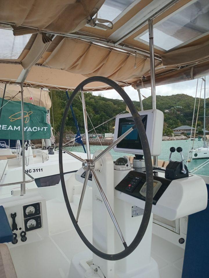 Lagoon 52 F - 6 + 2 cab. - JAMALAC , picture 4