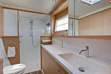 Lagoon 450 - 3 + 1 cab. - BLUE OSPREY , picture 4