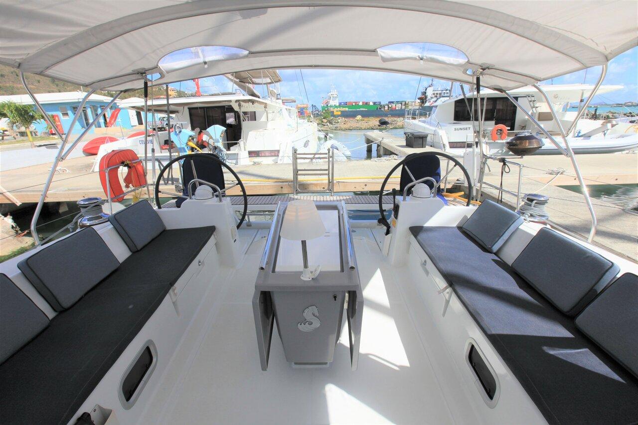 Oceanis 48 - 4 cab. - J Dog, picture 7