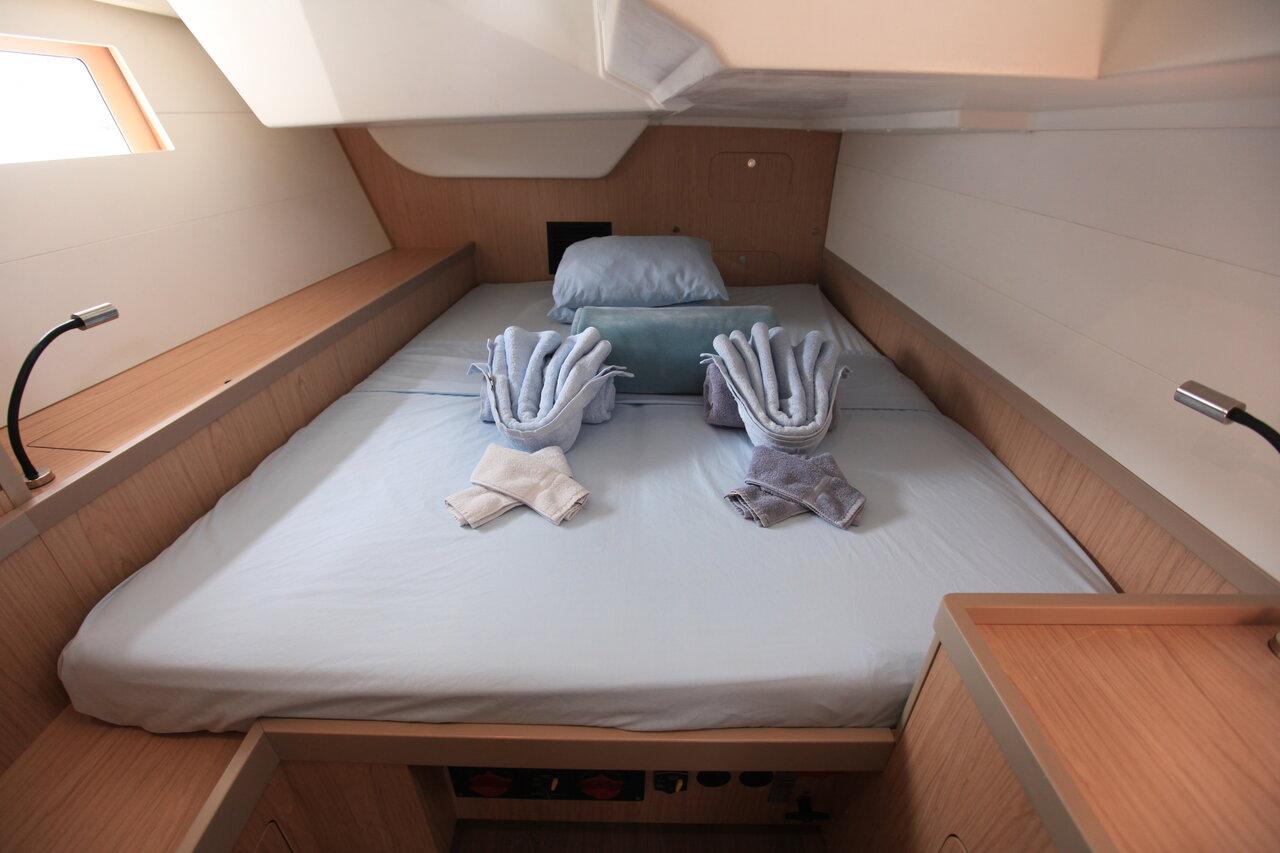 Oceanis 48 - 4 cab. - J Dog, picture 15