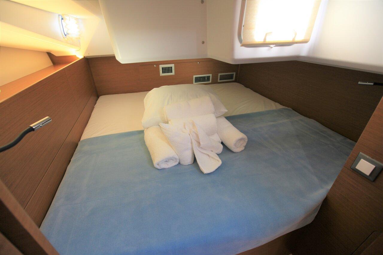 Sun Odyssey 440 - 2 cab. - Andiamo, picture 19