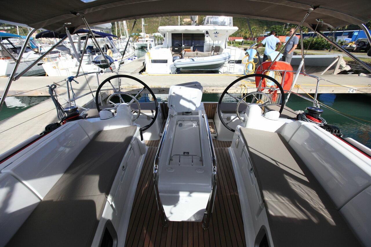 Sun Odyssey 419 - 3 cab. - Indian Chief, picture 6