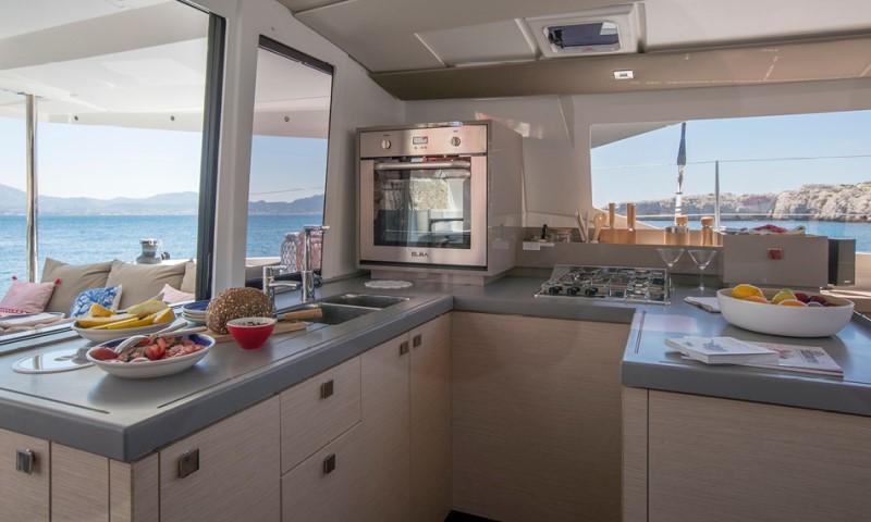 Fountaine Pajot Astrea 42 - 4 + 2 cab. - EDEN BLUE , picture 9