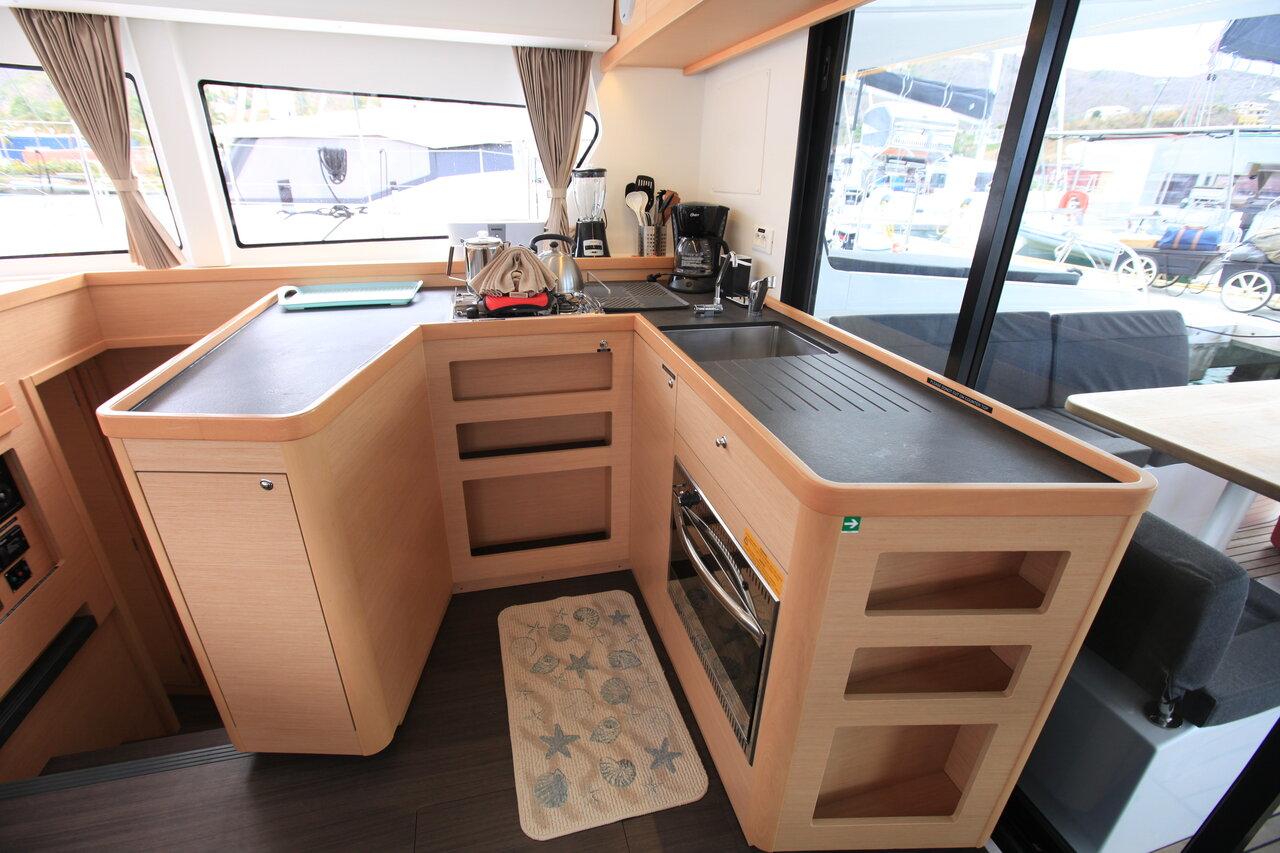 Lagoon 42 - 4 + 1 cab. - Stella, picture 13