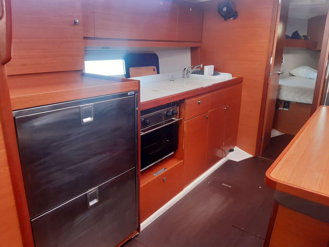 Dufour 390 GL - INVICTUS , picture 7