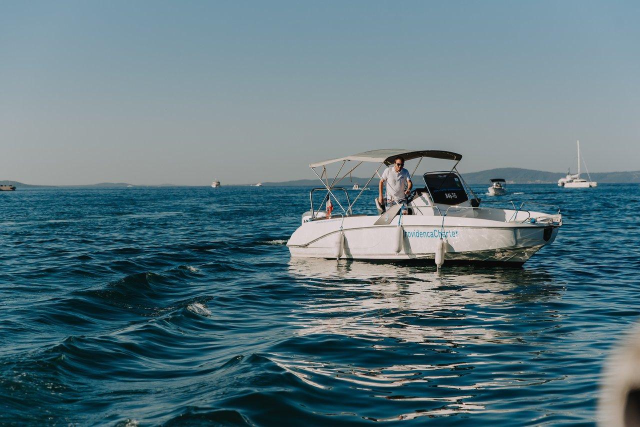 Beneteau Flyer 6.6 SpaceDeck - Benetau Flyer 6.6 Space Deck, picture 4