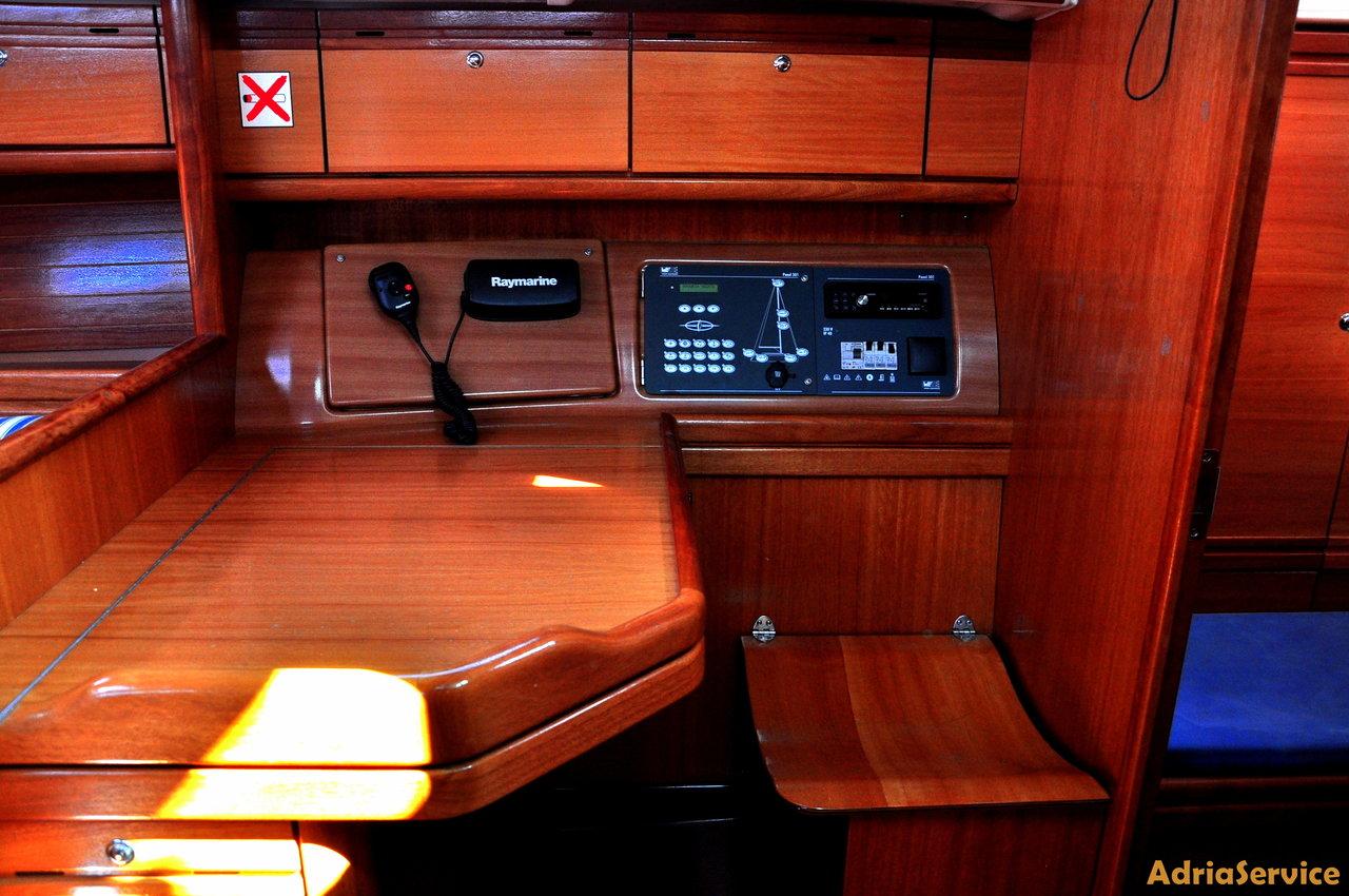 Bavaria 38 Cruiser - Mid AS, picture 3