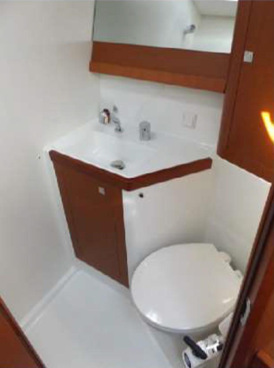 Oceanis 48 - 5 cab. - Wayward Prince , picture 26