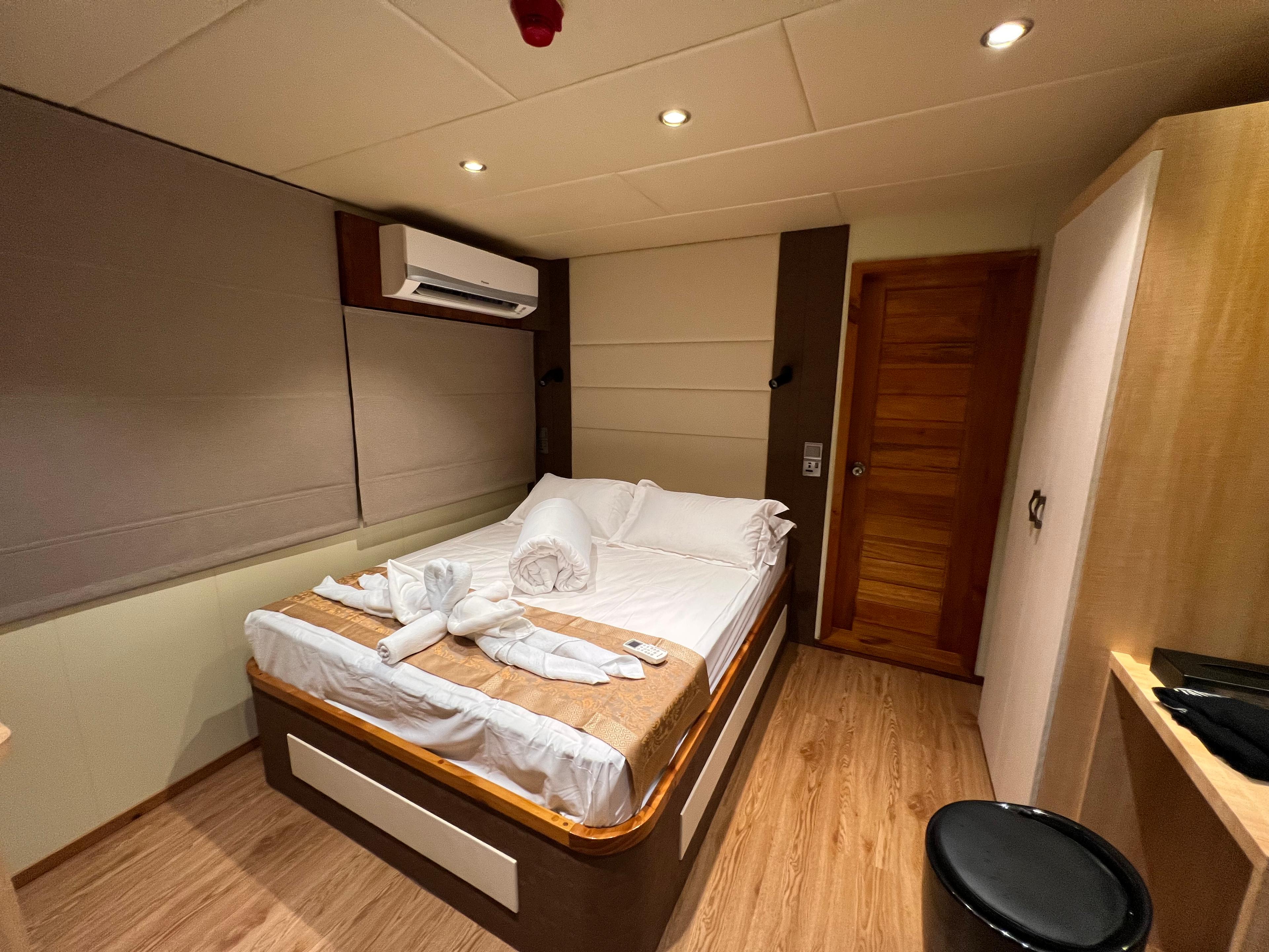 North Seven - North Seven Liveaboard, picture 29