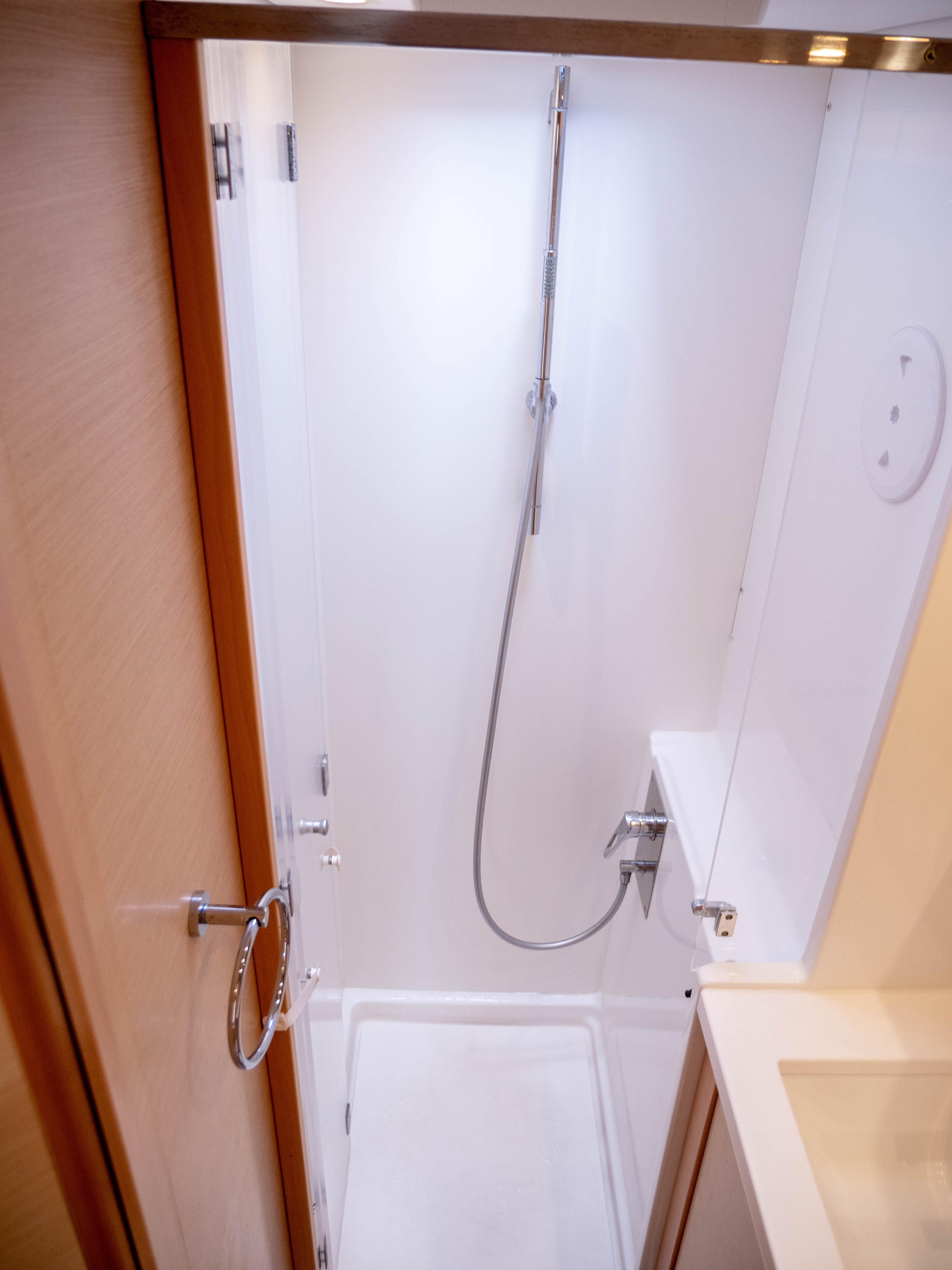 Lagoon 450 F - 4 + 2 cab. - Butterfly, picture 13