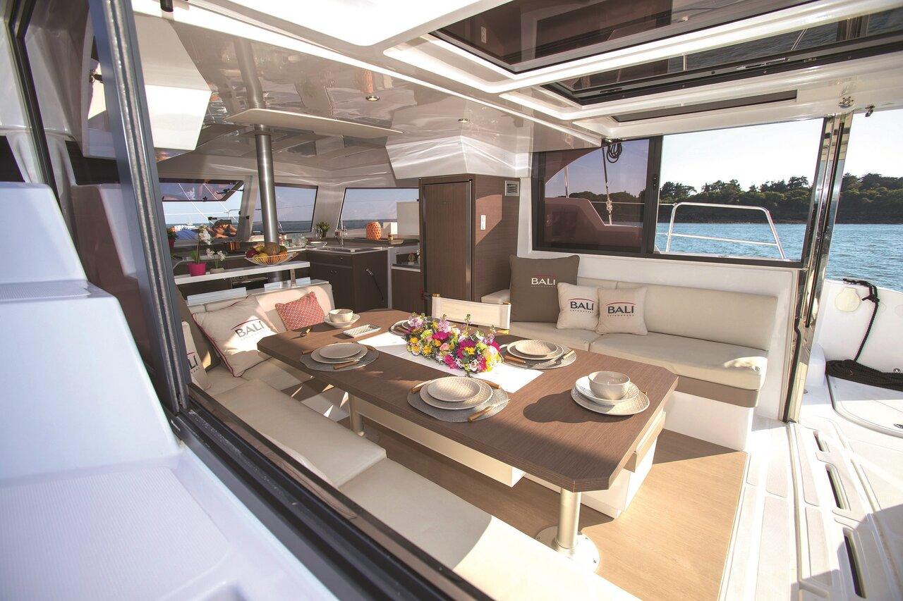 Bali Catspace - Double Four, picture 5