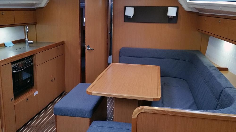 Bavaria Cruiser 41 - 3 cab. - Fireball, picture 5