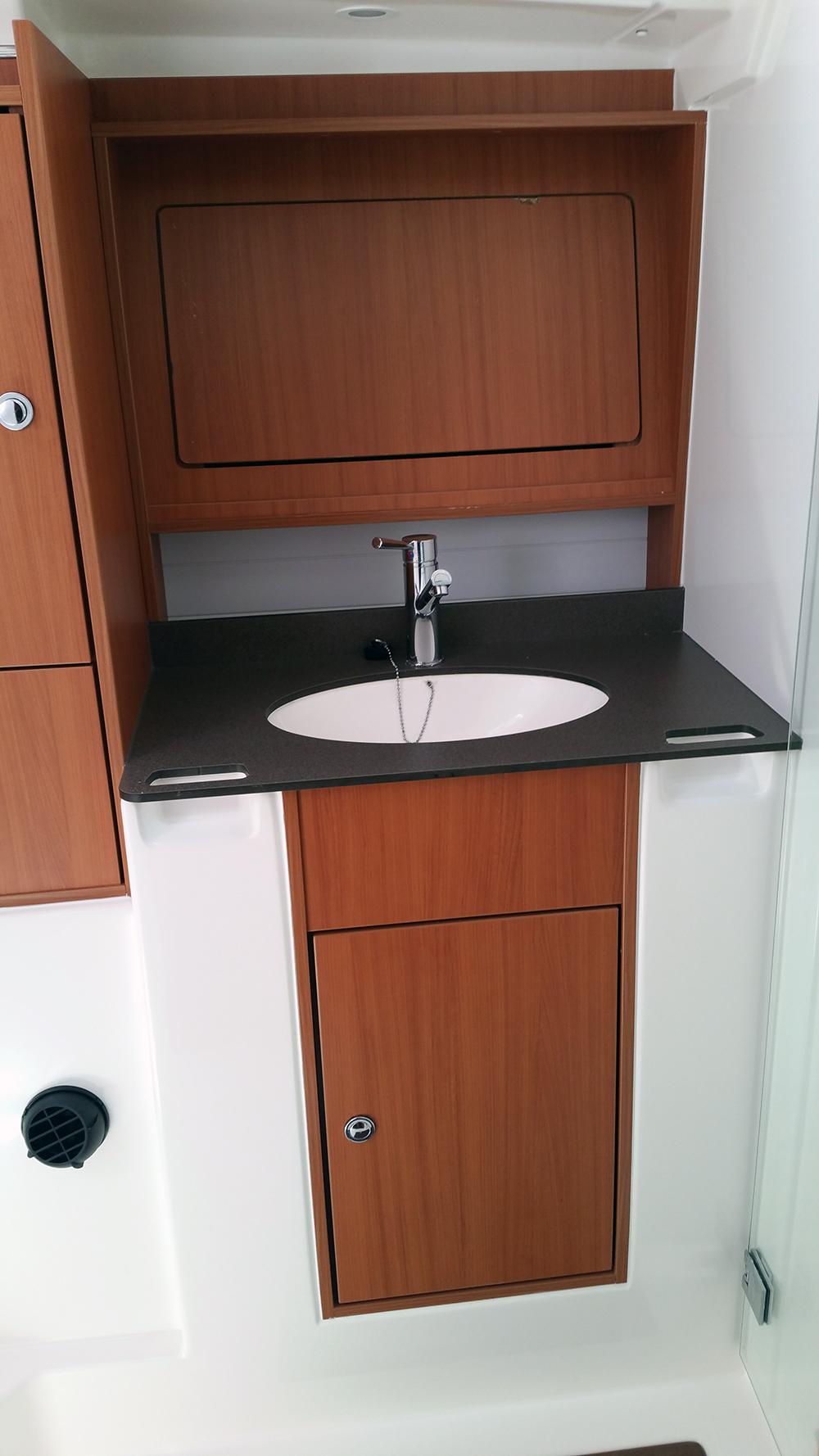 Bavaria Cruiser 50 - Silver Cloud , picture 13