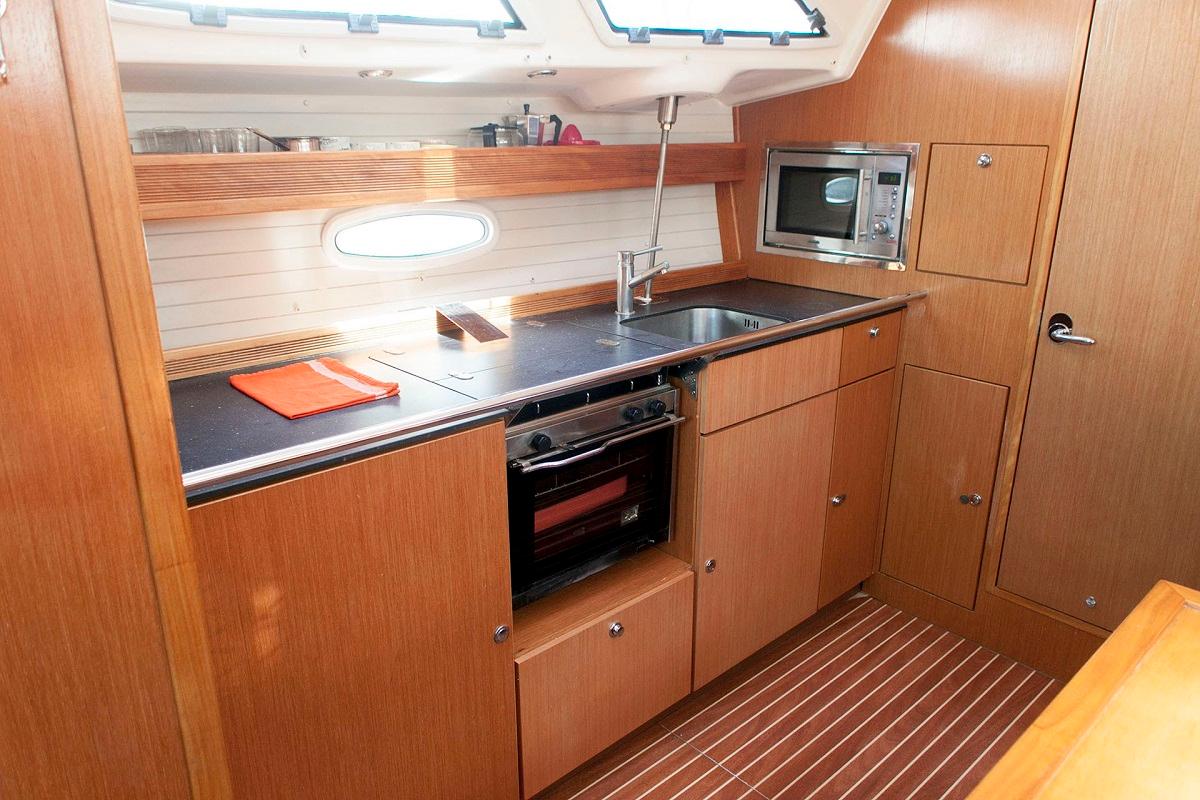 Bavaria 43 Cruiser - Constantina, picture 19