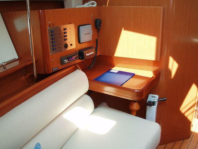 Oceanis Clipper 343 - Naysika, picture 11