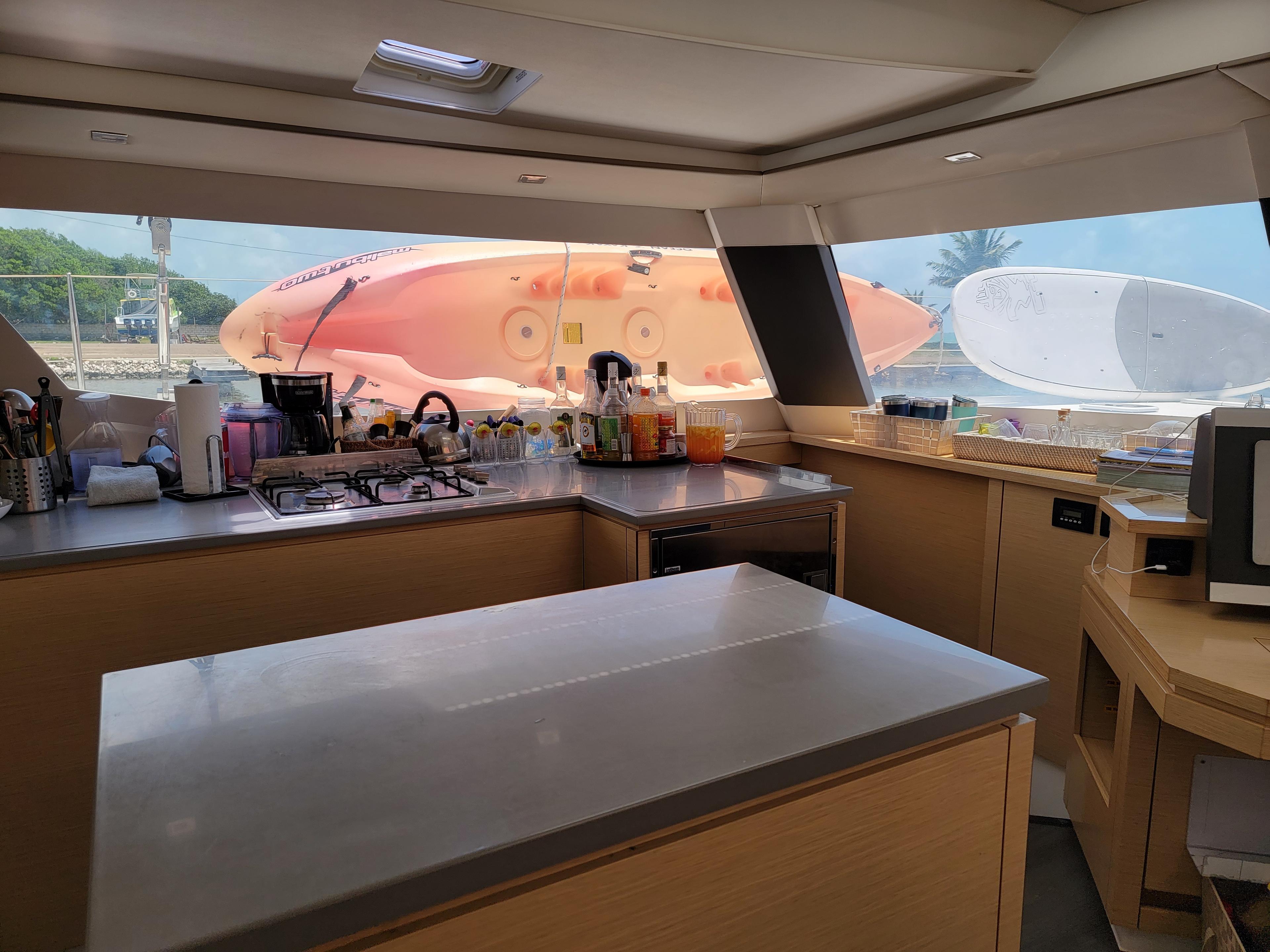 Fountaine Pajot Saba 50 Quintet - 5 + 1 cab. - Discover, picture 10