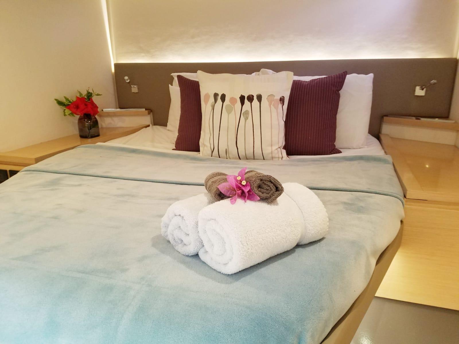 Fountaine Pajot Saba 50 Quintet - 5 + 1 cab. - Nowhere, picture 10