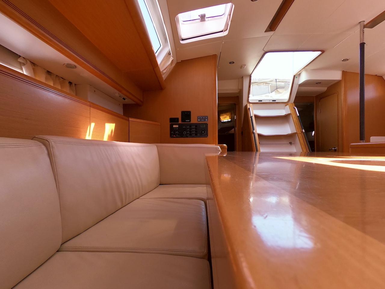 Jeanneau 53 - 5 + 1 cab. - Anita, picture 10