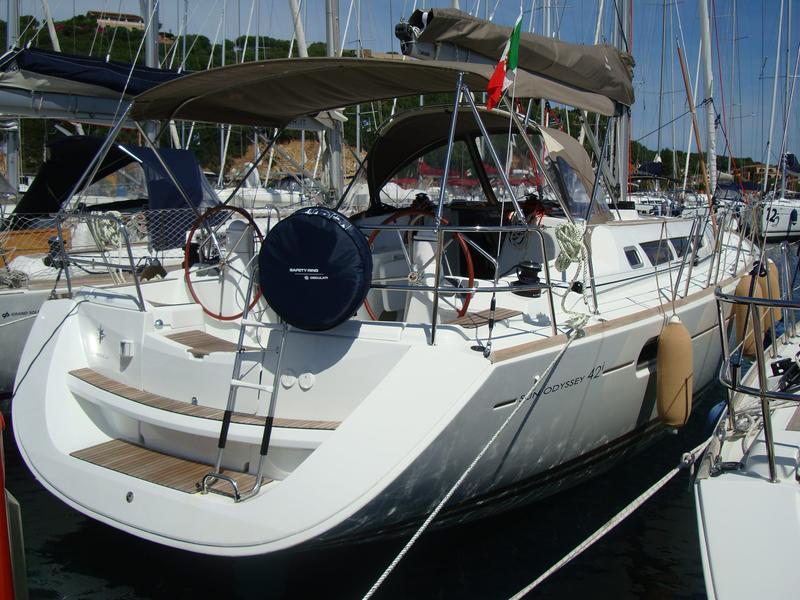 Sun Odyssey 42i - Praha, picture 1