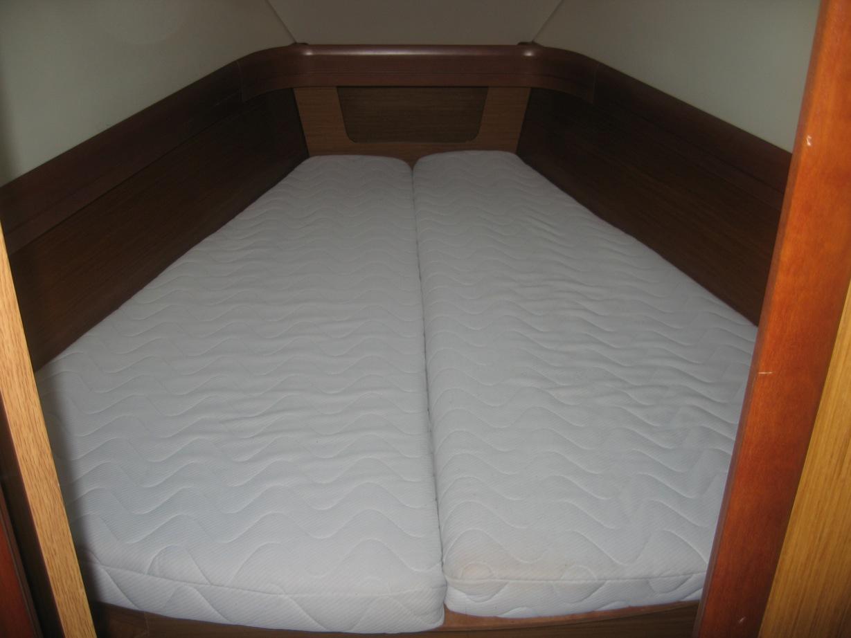 Sun Odyssey 39i - Cabiria, picture 10