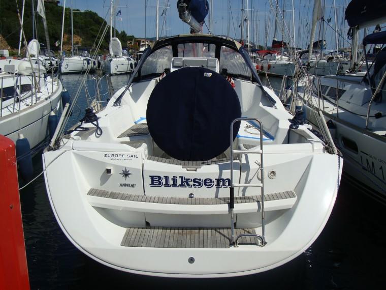 Sun Odyssey 36i Performance - Bliksem, picture 1