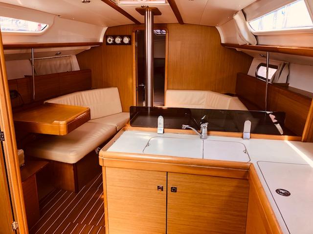 Sun Odyssey 36i Performance - Bliksem, picture 7