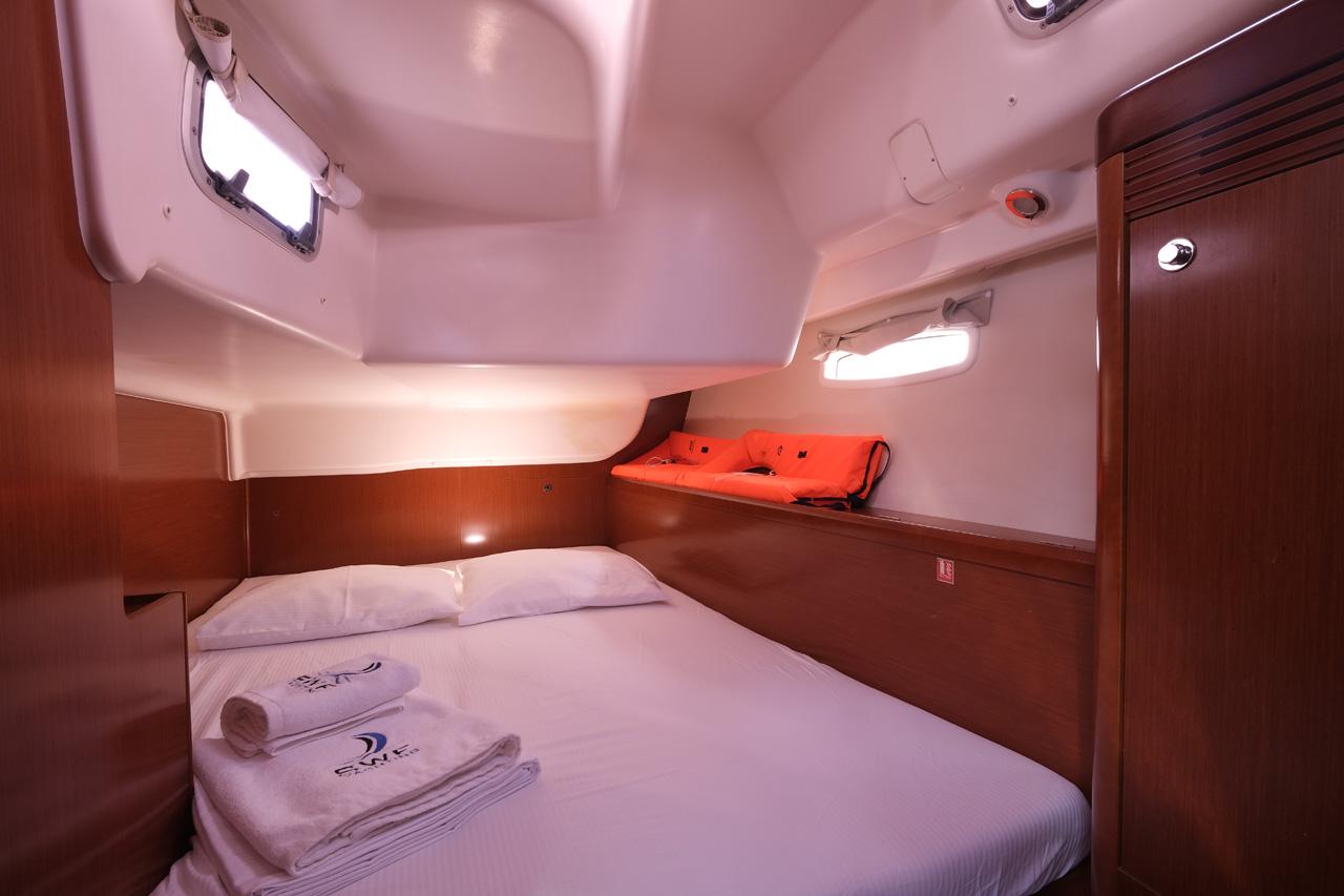 Oceanis 43 Family - 4 cab. - Sophia-Maria, picture 13