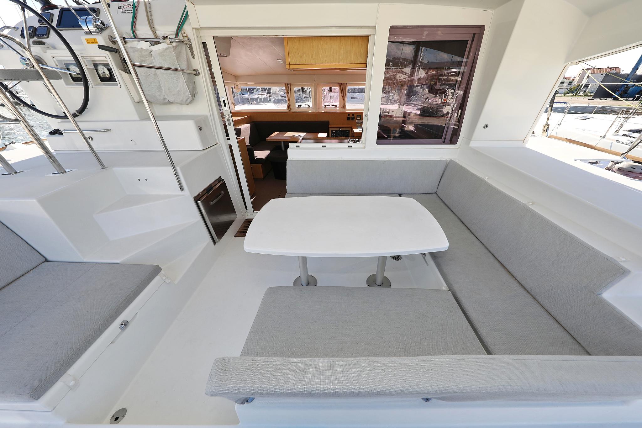 Lagoon 400 S2 - 4 + 2 cab. - Maja V, picture 6