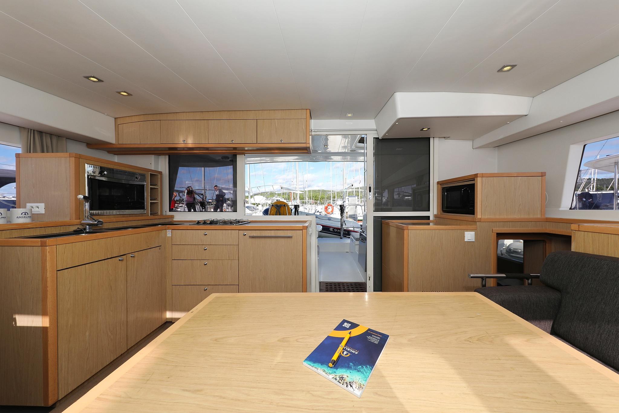 Lagoon 400 S2 - 4 + 2 cab. - Maja V, picture 17