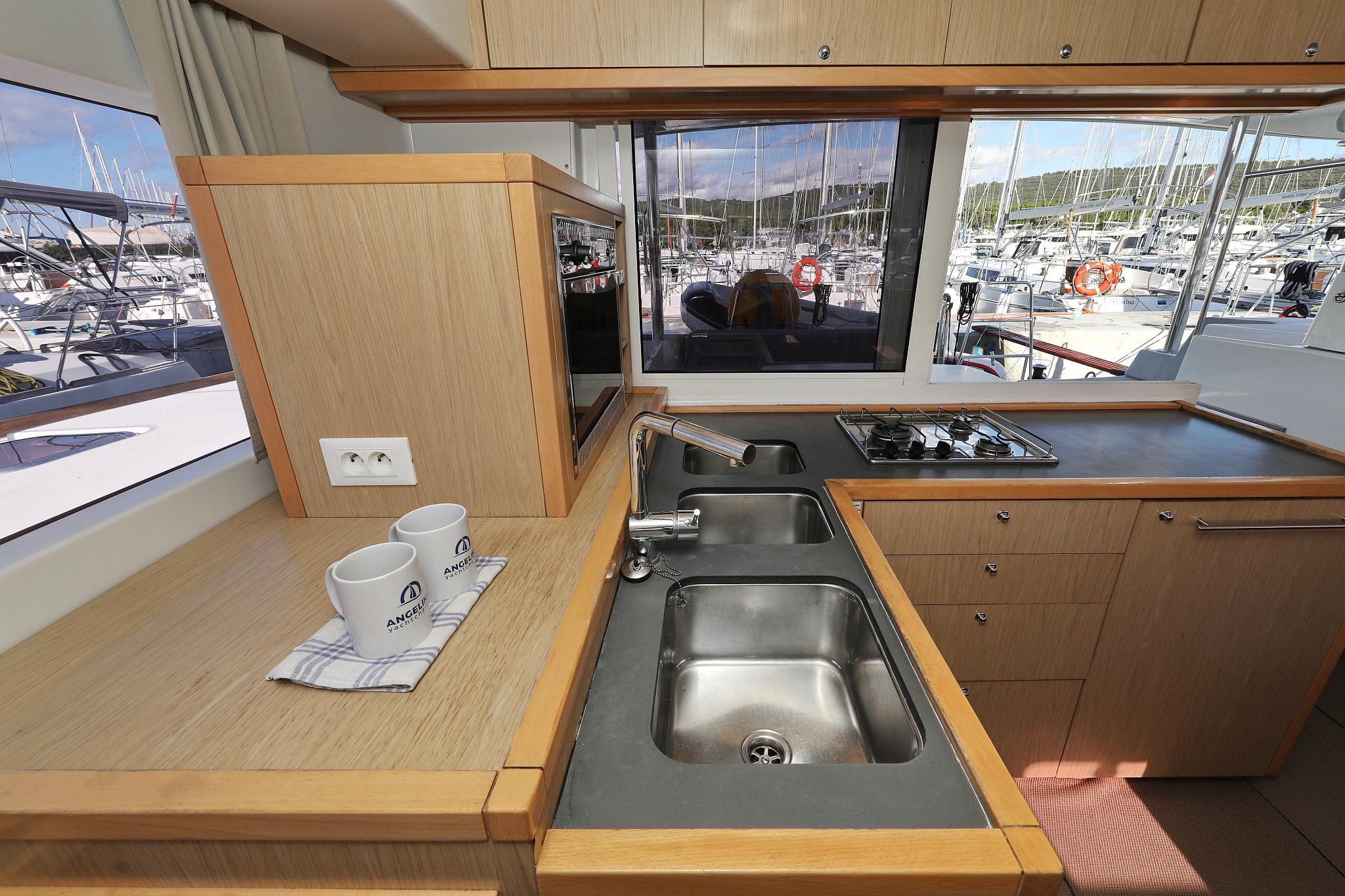 Lagoon 400 S2 - 4 + 2 cab. - Maja V, picture 20