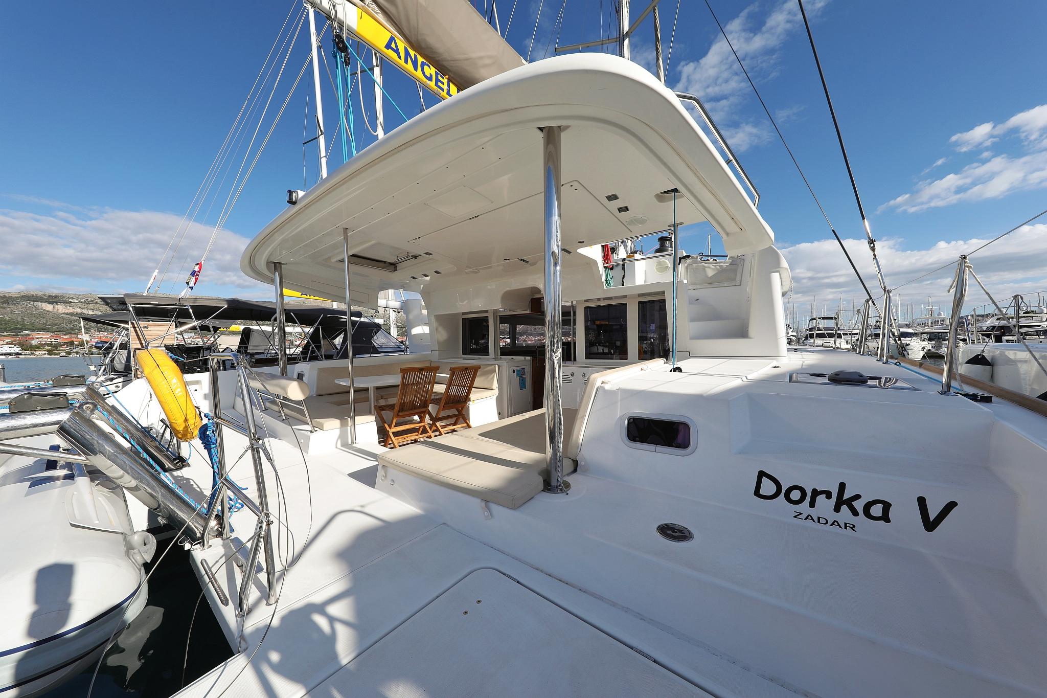 Lagoon 450 - 4 + 2 cab. - Dorka V, picture 4