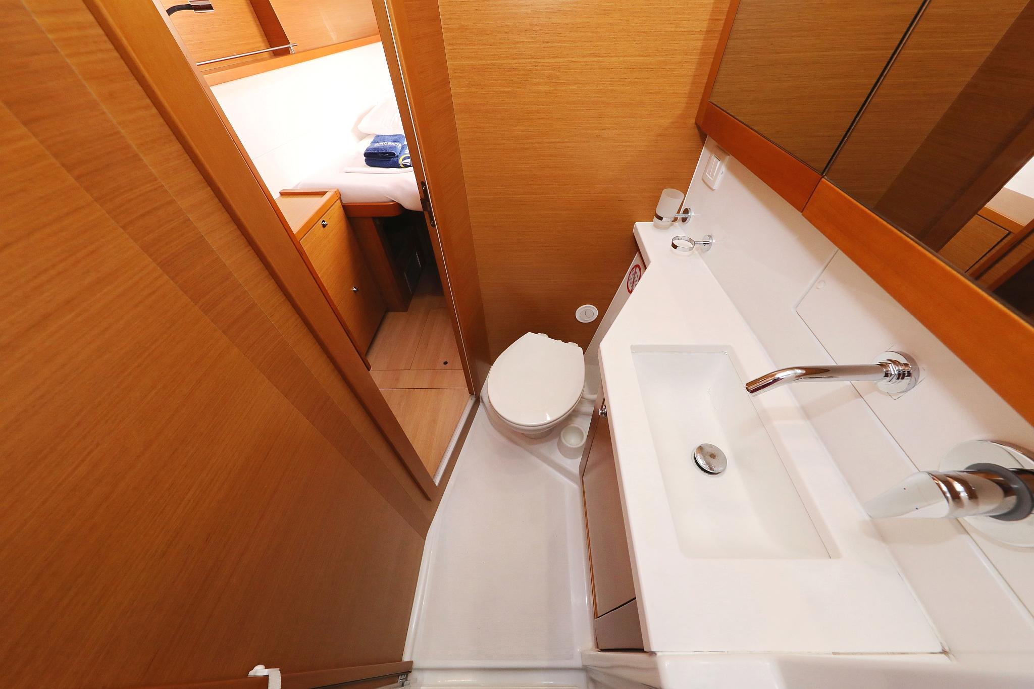 Lagoon 450 - 4 + 2 cab. - Dorka V, picture 32